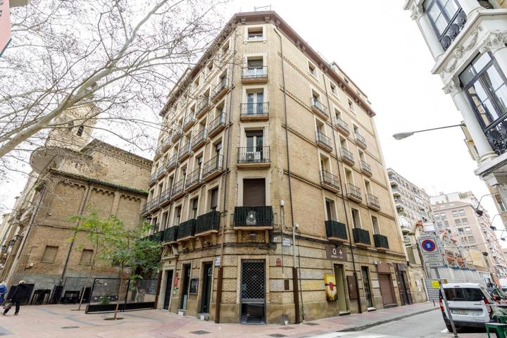GRAN PISO EN VENTA EN CALLE SAN MIGUEL JUNTO A LA PLAZA photo 0
