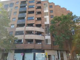 Piso en alquiler – Avenida Camino de las Torres, Zaragoza photo 0