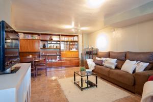 Local en Venta, Olesa de Montserrat, Zona Escorxador, Baix Llobregat Nord photo 0