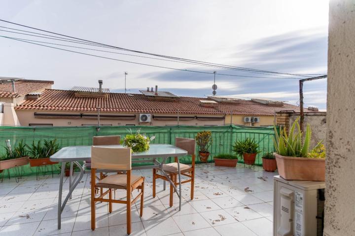 Ático en Venta en Olesa de Montserrat, zona centro, Baix Llobregat Nord photo 0