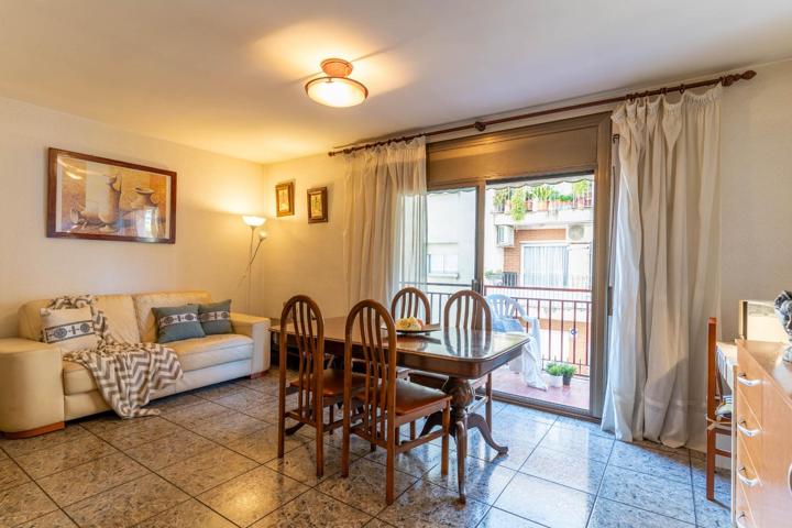 Piso en Venta en Olesa de Montserrat, zona Escorxador, Baix Llobregat Nord photo 0