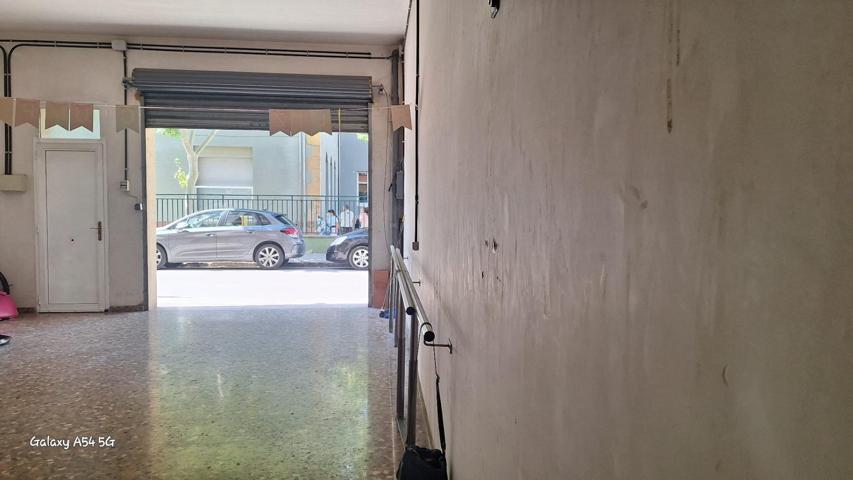 Local en venta en Olesa de Montserrat, Baix Llobregat Nord photo 0