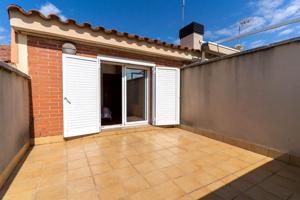 Dúplex en Venta en Olesa de Montserrat, Baix Llobregat Nord photo 0