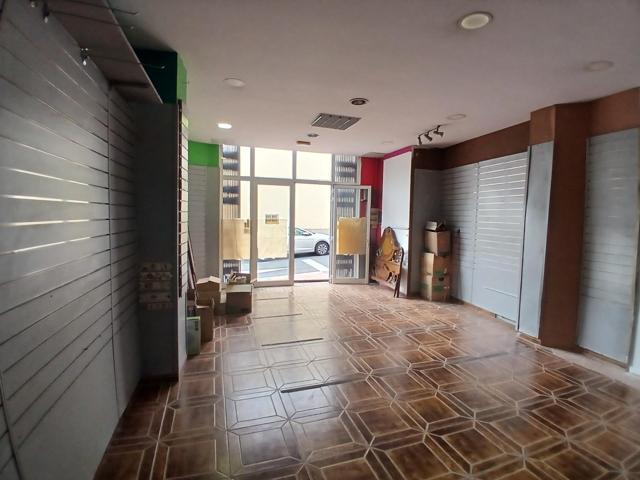 Local diáfano en el centro de Telde ideal para emprender tu negocio photo 0