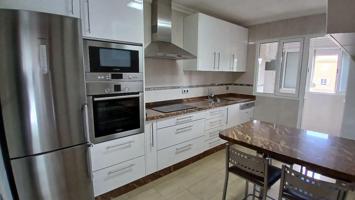Piso en alquiler de 3 habitaciones zona Siete Palmas photo 0