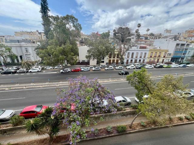 PISO EN ALQUILER EN LA ZONA DE TRIANA SIN MUEBLES photo 0