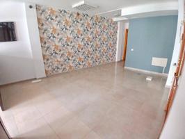 Oficina en alquiler en pleno corazón de Vegueta – 75 m² photo 0