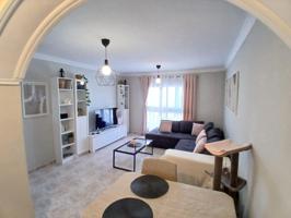 Oportunidad en Telde! Piso de 3 habitaciones con terraza privada de 50 m2 en azotea photo 0