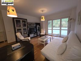 Se vende piso amueblado, para entrar a vivir, con piscina comunitaria en Unquera photo 0