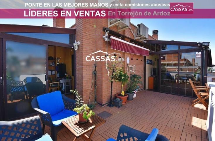 ZONA JUNCAL - Atico Duplex, 3 habitaciones y 2 baños. Garaje y terraza de 45 m2. photo 0