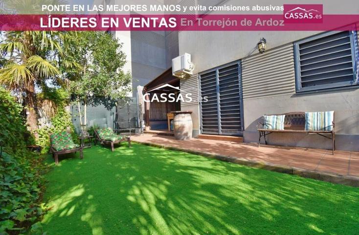 SOTO DEL HENARES -Bajo con jardín, 2 habitaciones .Piscina, garaje y trastero photo 0