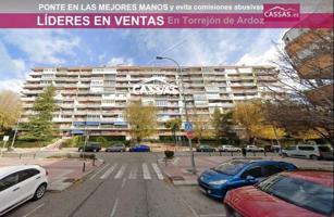 Parque de Cataluña- 4 habitaciones y 2 baños. De esquina con terraza. photo 0