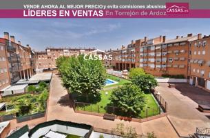 FRESNOS- Piso de 3 habitaciones y 2 baños. Garaje, trastero y piscina photo 0