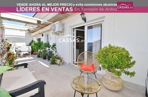 ZONA FRESNOS - Ático Dúplex, 2 habitaciones y 2 baños. Garaje, trastero, piscina y 2 terrazas (una de ellas 40 m2). photo 0