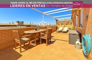 ZONA CORAZON DE ARDOZ -ÁTICO de 4 habitaciones, 2 baños y terraza de 30 m2. Piscina, trastero y garaje. photo 0