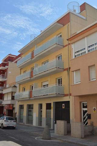 LOCAL EN EL VENDRELL photo 0
