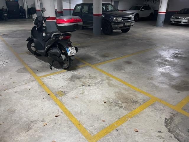 2 PLAZAS DE APARCAMIENTO EN VILANOVA I LA GELTRÚ photo 0