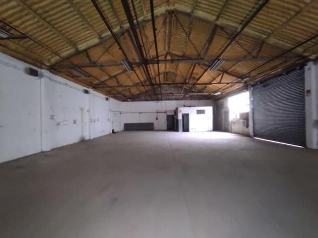 Nave industrial diáfana en Vilanova i la Geltrú – 500 m² photo 0
