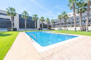 Piso en venta de 3 dormitorios en Vilanova i la Geltrú – Zona Les Llunes photo 0