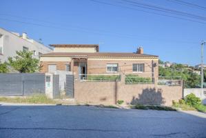 AMPLIA CASA UNIFAMILIAR EN OLIVELLA – ENTORNO NATURAL DEL GARRAF photo 0
