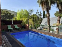 ESPECTACULAR CASA DE LUJO UNIFAMILIAR CON JARDÍN, PISCINA Y ASCENSOR EN CASTELLDEFELS photo 0