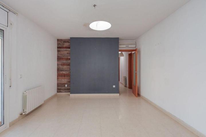 Piso de 84 m² en Calafell con garaje y trastero incluidos a un paso de la playa photo 0