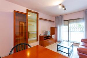 Piso y Local de venta en Hospitalet de Llobregat, (La Florida) photo 0