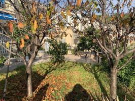 Oportunidad única de adquirir un edificio completo en el prestigioso barrio de Can Roca, Castelldefe photo 0
