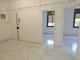 PISO EN CORNELLÀ photo 0