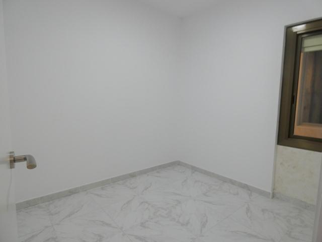PISO EN CORNELLÀ photo 0