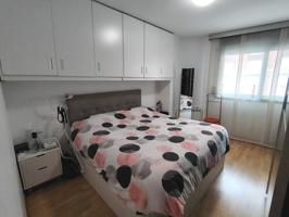 Magnifica vivienda para entrar a vivir en la zona centro de Sant Andreu photo 0