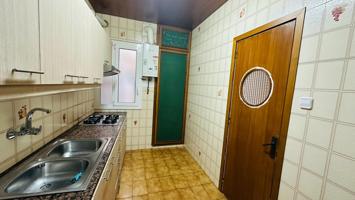 Vivienda en Cornellà photo 0