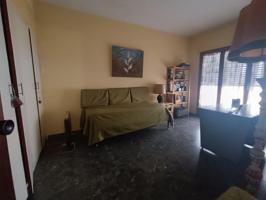 Piso en Cornellà photo 0