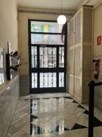 Vivienda enfocada a inversores, para familias y a reformar en Ciutat Vella photo 0
