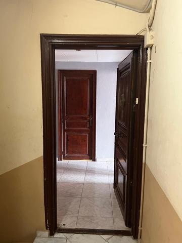 Vivienda enfocada a inversores, para familias y a reformar en Ciutat Vella photo 0