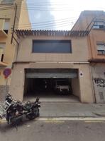 Se venden dos edificios conectados entre si en Mataró photo 0