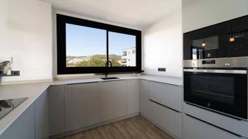 APIALIA presenta este exclusivo ÁTICO recién reformado en Sant Andreu de Llavaneres photo 0