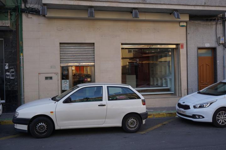 Local comercial, en la Avenida de Chapi de Elda photo 0