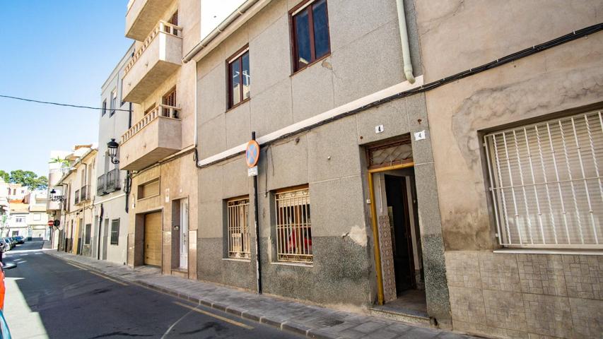 Casa planta baja y planta alta con proyecto de arquitecto. photo 0