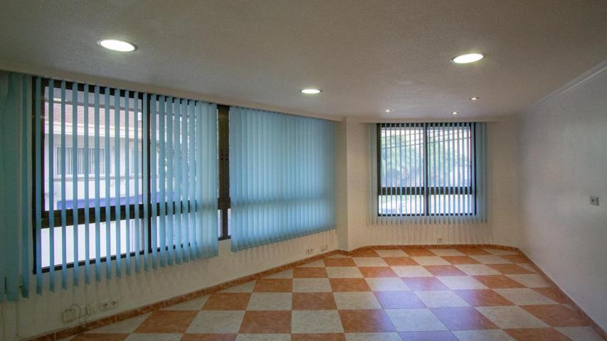 entreplanta comercial photo 0