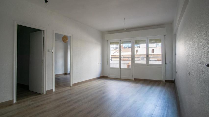 Piso en Avda. Alfonso XIII de Elda 🏠 photo 0