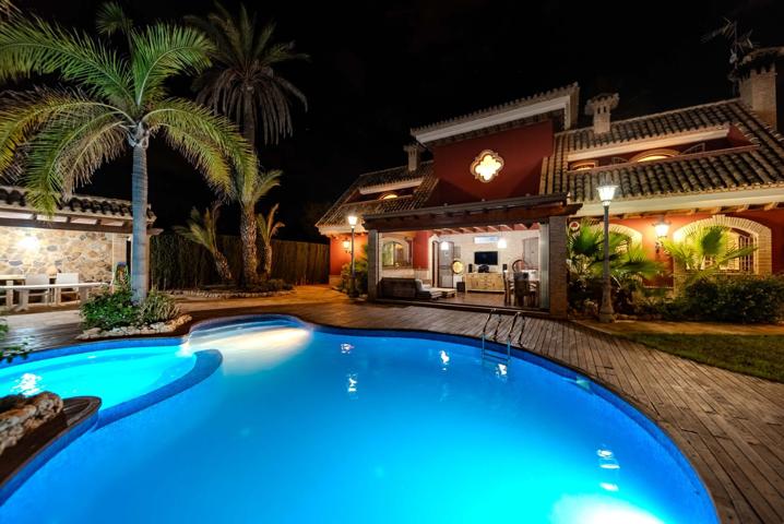 ESPECTACULAR VILLA DE LUJO photo 0