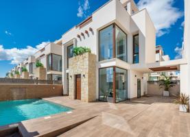 Realiza tus sueños en esta preciosa villa moderna en Los Montesinos photo 0