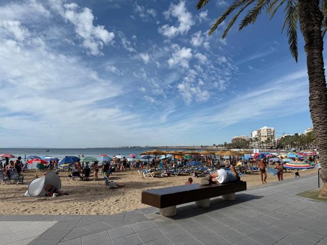 APARTAMENTO DE 3 DORMITORIOS CON ESPECTACULARES VISTAS A LA PLAYA DEL CURA!!! photo 0