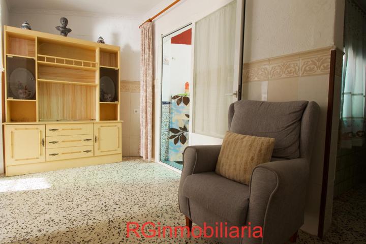Casa de esquina en venta en Don Benito photo 0