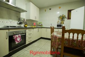 Piso sobre una casa en venta en Zona Centro - Don Benito photo 0