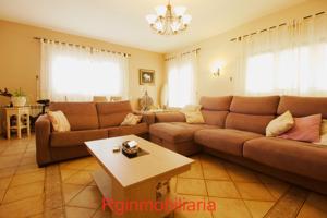 chalet con piscina en venta en Don Benito photo 0