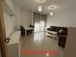Piso en alquiler con garaje y trastero photo 0