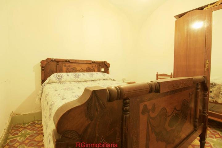 Casa típica extremeña en venta en Orellana la Vieja photo 0