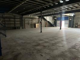 ALQUILER NAVE INDUSTRIAL EN LA POBLA DE CLARAMUNT ZONA PLANS D'ARAU photo 0